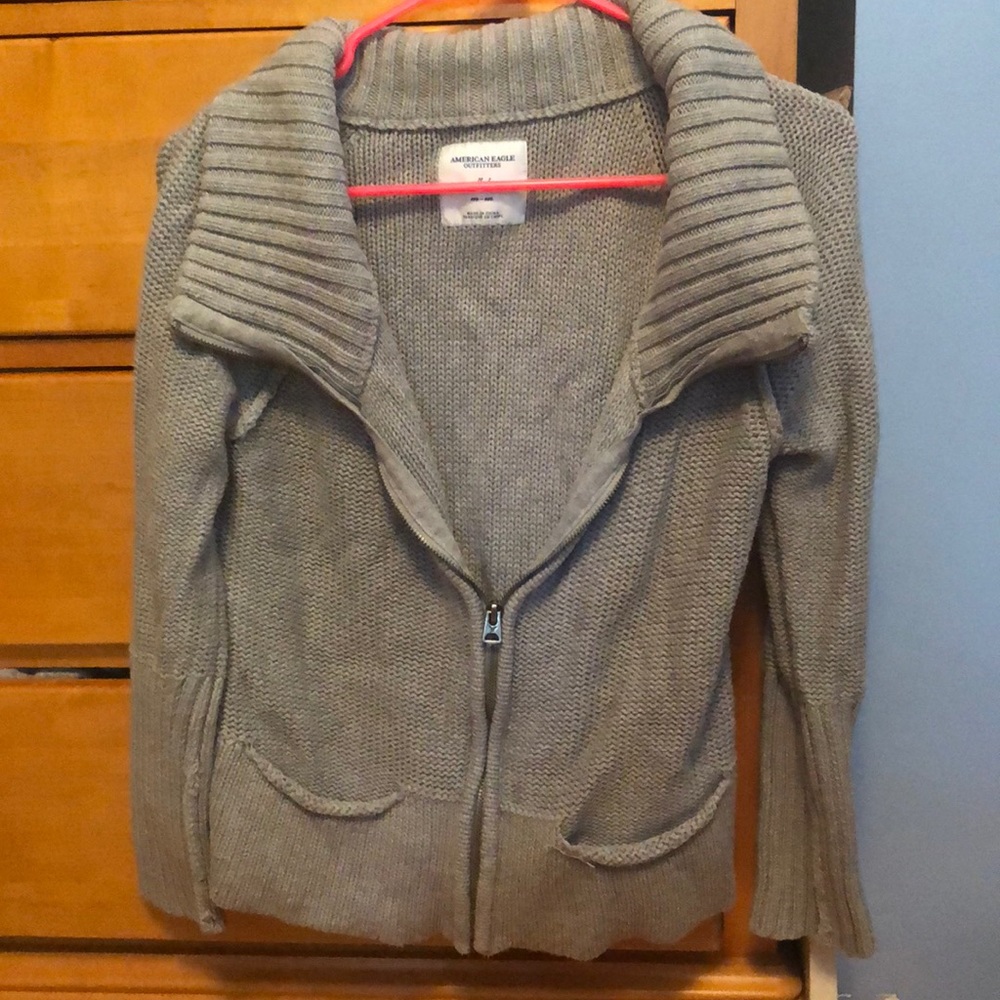 Crop sweater